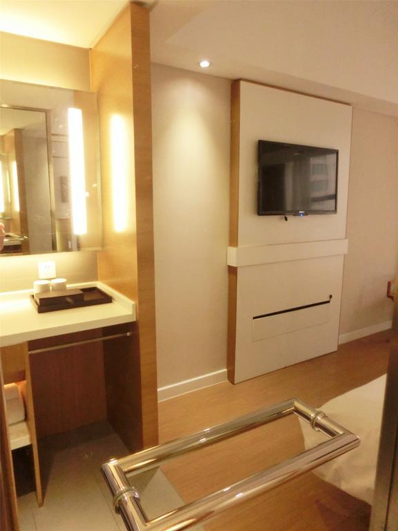 Ji Hotel Guangzhou Zhujiang New Town Room photo
